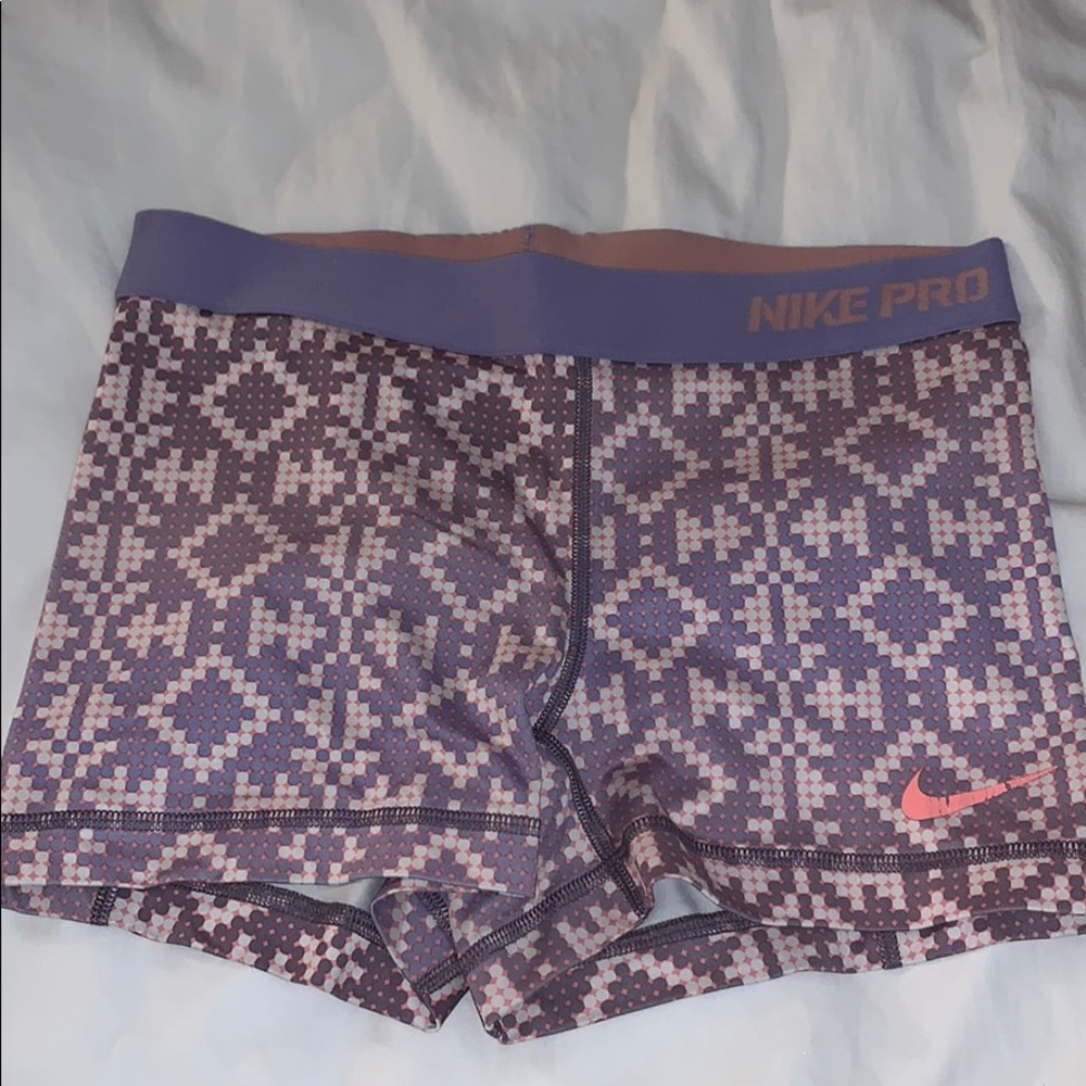 Nike spandex booty shorts